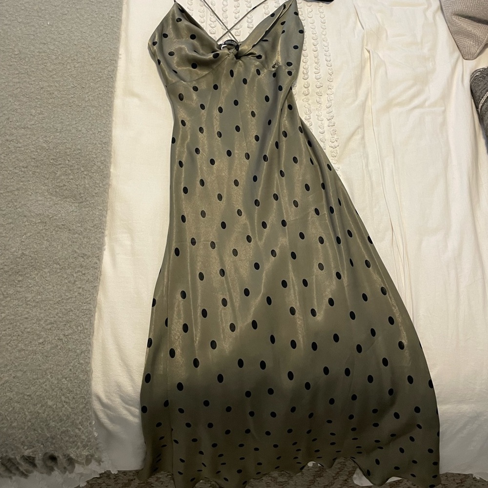 Green midi dress